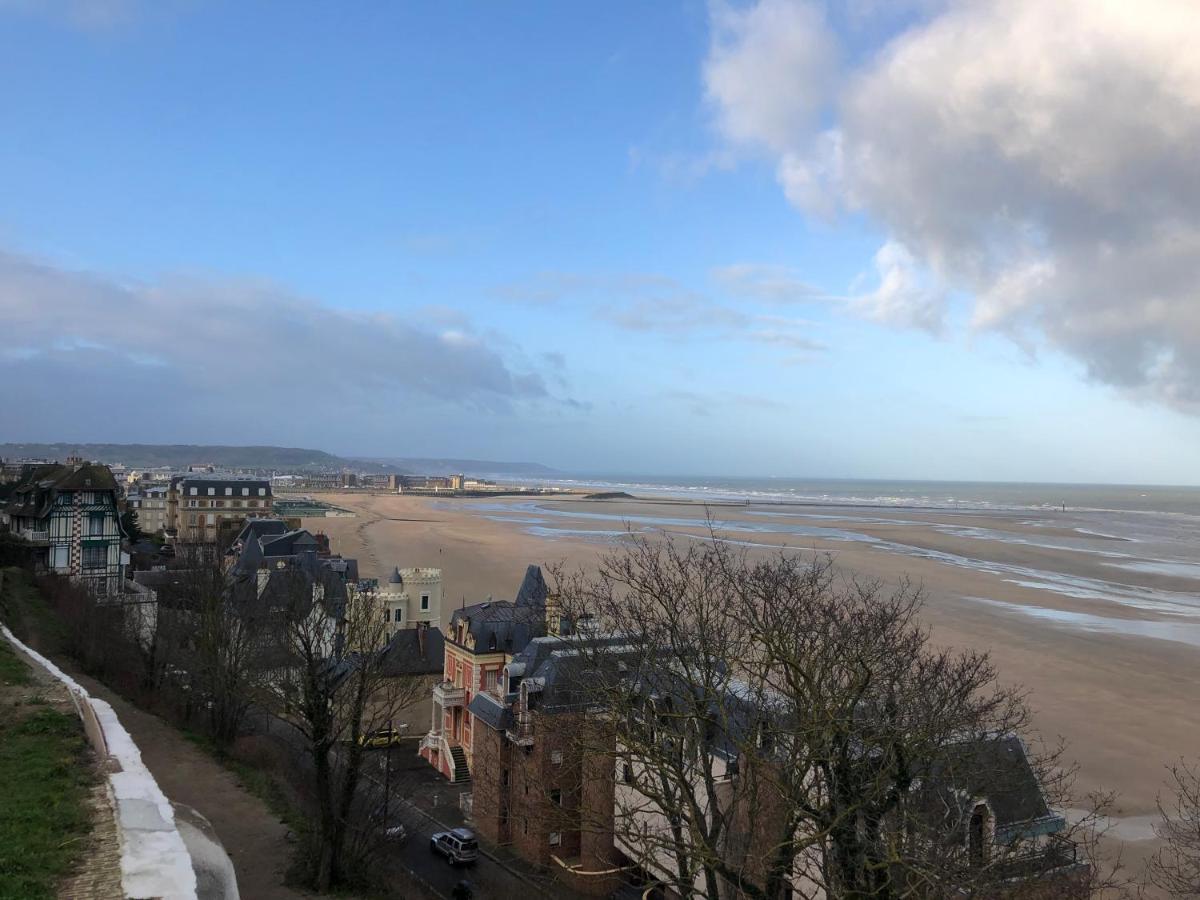 Face A La Mer Trouville-sur-Mer Luaran gambar